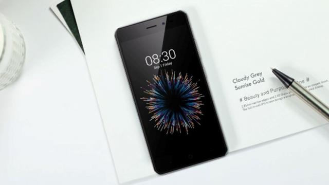 <b>TP-Link lansează în România smartphone-ul Neffos X1 Lite, cu preţ accesibil şi dotări entry level</b>Din partea celor de la TP-Link sosește astăzi pe piața locală un nou smartphone numit Neffos X1 Lite, telefon din zona de buget ce va purta un preț recomdant de doar 649 lei. Pentru această sumă veți primi un smartphone echipat cu display de 5 inch