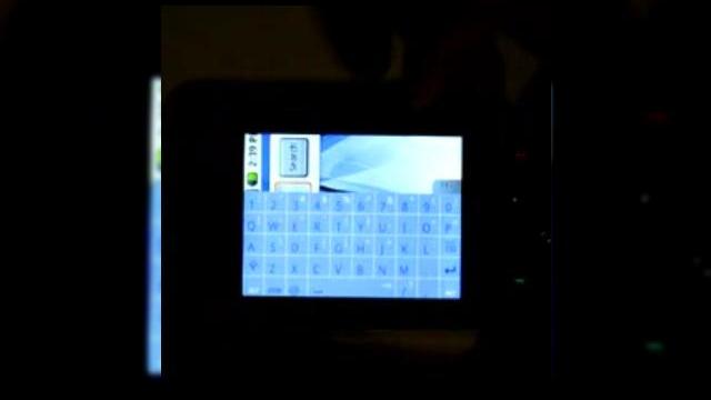 <b>Android ruleaza pe HTC Touch (Video)</b>Am vazut atat de multe porturi ale lui Android pe tot soiul de terminale mobile, incat nimic nu ne mai surprinde. Iata ca de aceasta data, OS-ul open source soseste pe HTC Touch si puteti urmari software-ul in actiune in urmatorul clip video: Toate...