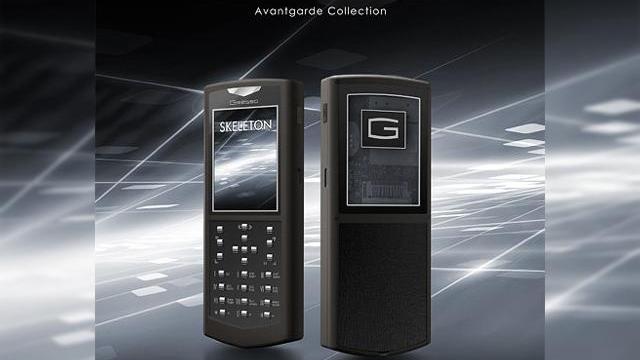 <b>Telefonul de lux Gresso Avantgarde Skeleton, oribil si scump</b>Gresso, compania ruseasca faimoasa pentru produsele sale electronice de lux, a revenit in atentia publicului prin intermediul noii colectii de terminale mobile Avantgarde Skeleton. In ciuda numelui infricosator, avem de-a face cu un handset de lux, dotat...
