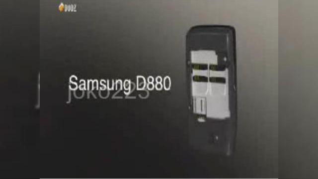 <b>Samsung D880, telefonul Dual SIM intr-o reclama amuzanta (Video)</b>Iata ce se poate intampla cand folosesti 2 sau mai multe telefoane, in loc sa optezi pentru un handset dual SIM, cum este Samsung D880: Desi reclama este ridicola, ea prezinta intr-o forma amuzanta nevoia publicului de a folosi doua sau mai multe...