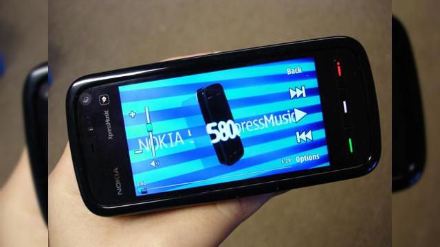 <b>Primele ore cu Nokia 5800 XpressMusic - ghidul incepatorului</b>Allaboutsymbian a publicat un foarte util ghid al incepatorului pentru cei care tocmai au achizitionat un Nokia 5800 XpressMusic si au nevoie de ajutor, nu atat pentru utilizarea acestuia, cat pentru familiarizarea cu el. Primul lucru pe care trebuie sa...