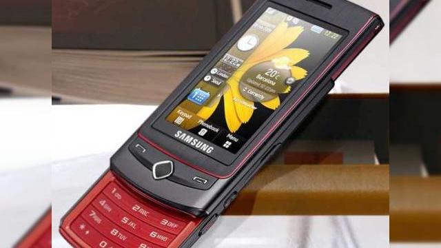 <b>Samsung anunta telefonul Ultra Touch S8300, cu camera de 8 MP si geotagging</b>Samsung tocmai a anuntat un nou handset cu camera de 8 megapixeli, modelul Ultra Touch S8300, un adevarat Portable Media Player, cu functii multimedia de invidiat. Samsung Ultra Touch S8300 suporta conectivitate HSDPA, UMTS si GPRS/EDGE si soseste cu un...