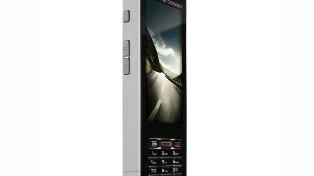 <b>Porsche Design lanseaza telefonul P'9522</b>Porsche Design tocmai a lansat un nou telefon, modelul P'9522, care vine cu designul clasic tip candybar, o carcasa rezistenta din aluminiu si un display din sticla rezistenta la zgarieturi. Handsetul este unul securizat, de vreme ce incorporeaza un...