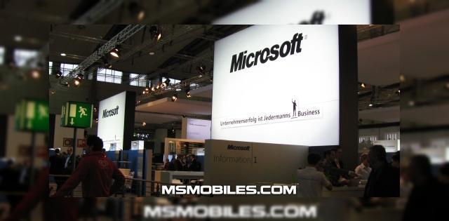 <b>Microsoft la CeBIT 2009: standuri mai mari si Toshiba TG01 in actiune</b>Microsoft a beneficiat in fiecare an de un stand urias in Holul 4 al showului CeBIT, editia 2009 nefacand exceptie de la regula. Majoritatea spatiului pus la dispozitie a fost ocupat de mini-standuri ale partenerilor Microsoft (companii care produc...