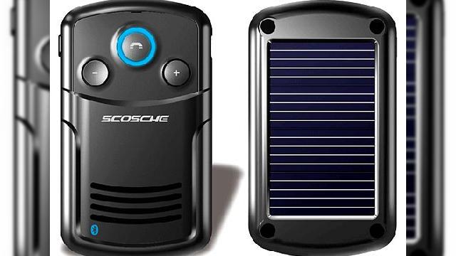 <b>Scosche solCHAT, un speaker Bluetooth ideal pentru fanii handsfree</b>Daca sunteti utilizator de handsfree in masina si v-au nemultumit accesoriile de pana acum, aruncati o privire asupra lui Scosche solCHAT, un speaker Bluetooth alimentat cu energie solara. Gadgetul suporta pairing cu un telefon mobil cu suport Bluetooth...