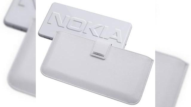 <b>Nokia isi pregateste intrare pe piata netbook-urilor!</b>Nokia, producatorul numarul 1 de telefoane mobile si-a manifestat dorinta de a intra pe piata netbook-urilor, conform unor surse din interiorul companiei. Se pare ca productia noilor mini PC-uri va reveni celor de la Foxconn, firma care a mai colaborat cu...