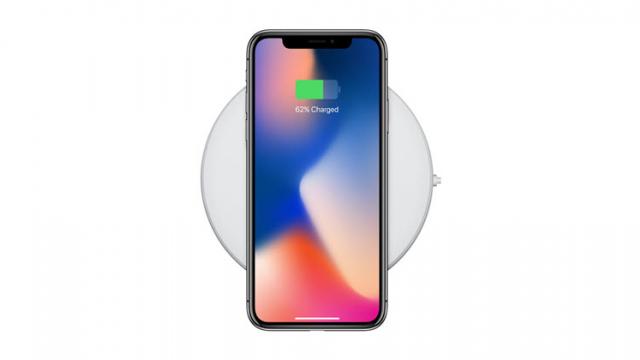 <b>iOS 11.2 va aduce Fast Wireless Charging pe iPhone 8, 8 Plus și iPhone X</b>O veste neașteptată sosește astăzi pentru posesorii de iPhone 8, iPhone 8 Plus și iPhone X, aceea că odată cu actualizarea la iOS 11.2 vom primi și suport pentru Fast Wireless Charging la folosirea unui pad special de încărcare fără fir