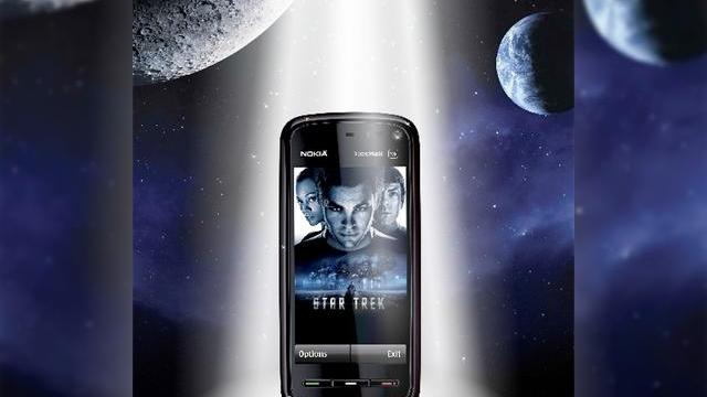 <b>Nokia anunta telefonul 5800, editia Star Trek, cu phaser bonus</b>Daca va mai amintiti, Nokia 5800 XpressMusic a fost depistat pentru prima oara in filmul The Dark Knight, pe vremea cand era cunoscut drept Nokia Tube. Ei bine, iata ca terminalul isi asociaza din nou numele cu un film, de aceasta data cu Star Trek, in...