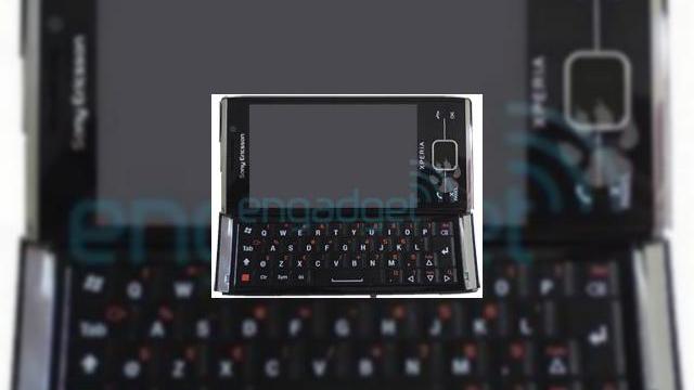 <b>Sony Ericsson XPERIA X2 isi face aparitia intr-o imagine in premiera</b>Desi imaginea de mai jos este foarte probabil un fals sau o opera in Photoshop, ea merita luata in calcul, cel putin pana ce Sony Ericsson da o dezmintire sau lanseaza noul XPERIA. Aparent, o sursa anonima le-a oferit celor de la Engadget Mobile o imagine...