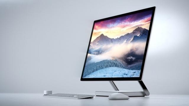 <b>Turul Magazinelor #355: Turul sistemelor desktop all in one, al bundle-urilor inedite şi al unui super telefon nou cu 128 GB stocare</b>Lista recomandărilor de astăzi este ceva mai variată și avem pentru voi inclusiv premiere pe plan local. Vă prezentăm produse din categoria PC All in One, două smartphone-uri atractive prin prisma specificațiilor și a prețurilor purtate