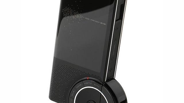 <b>Telefonul concept Easter Moai este elegant; dispune de un layout interesant al tastelor</b>Opera a designerului Joong-Ho Choi, acest superb telefon concept este cunoscut drept Easter Moai si vine dotat cu un display touchscreen LCD si un layout inedit al tastelor. Butoanele handsetului sunt concentrate in coltul dreapta-jos al telefonului,...