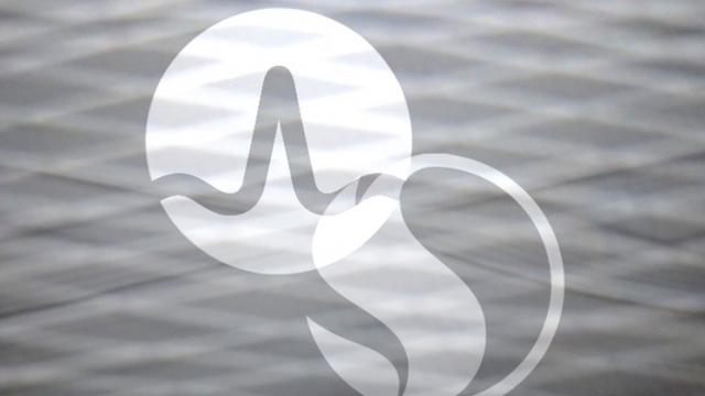 <b>Probleme noi cu tranzacţia Broadcom - Qualcomm; Qualcomm respinge nominalizările pentru noul său comitet directoral</b>Am aflat luna trecută faptul că cei de la Qualcomm au respins oferta de achiziție primită de la Broadcom, asta din cauza valorii prea mici per acțiune pe care chinezii au propus-o. Acum descoperim noi detalii din ecuație, la ordine fiind