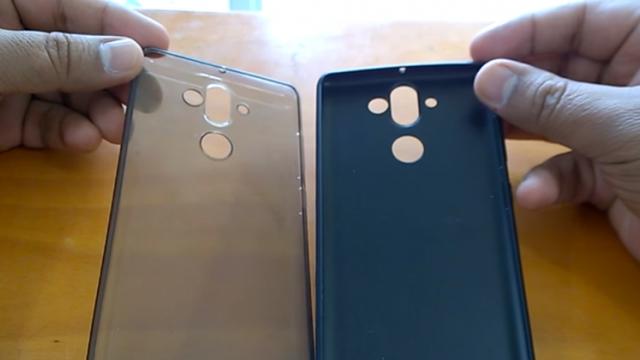 <b>Nokia 9 va avea un design mai compact decât credeam; O indică noi huse ajunse pe web şi un video hands-on (Video)</b>Cu toate că zvonurile vorbesc despre un ecran de 5.5 inch cu aspect clasic 16:9 pentru smartphone-ul Nokia 9, o scăpare de astăzi pare a ne duce în cealaltă extremă, în cea în care telefonul vine echipat cu un ecran modern 18:9