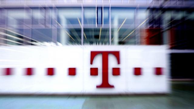 <b>Fuziunea Orange - Deutsche Telekom era în plan anul trecut; Iată de ce nu au mers lucrurile</b>O veste de-a dreptul senzațională ajunge astăzi în online prin intermediul celor de la Reuters, aceea că Orange ar fi purtat discuții cu Deutsche Telekom pentru o posibilă fuziune. Din păcate afacerea ar fi căzut și asta pentru că cele două părți