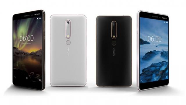 <b>Nokia TA-1016 primește certificarea FCC; ar putea fi nimeni altul decât Nokia 6 (2018) în varianta globală</b>Cei de la FCC au certificat în această lună și smartphone-ul Nokia TA-1016, dispozitiv care s-ar putea dovedi a fi varianta globală a lui Nokia 6 (2018). Din documentele asociate acestei certificări descoperim că handset-ul vine echipat cu baterie