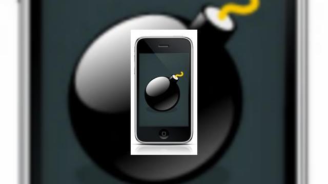 <b>UE este gata sa retraga iPhone-urile cu potential exploziv de pe piata</b>UE a anuntat oficial ieri ca este gata sa retraga modelele iPhone 3G de pe piata europeana, daca aceasta sunt considerate periculoase pentru utilizatorii lor. Este vorba evident despre celebrele probleme cu handseturile care au explodat, fie in timpul...