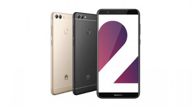 <b>Turul Magazinelor #382: Gândaci teleghidaţi, telefoane Huawei accesibile, o super placă video pentru Far Cry 5</b>Includem în turul magazinelor de astăzi atât telefoane accesibile de la Huawei, o super placă video ce nu va avea nici cea mai mică problemă rulând noul Far Cry 5, dar și o jucărie trăznită. Este vorba despre gândaci teleghidați pe care îi puteți