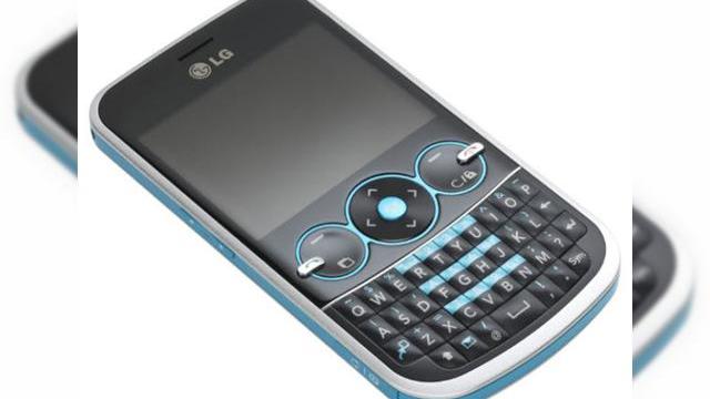<b>LG GW300, succesorul lui KS360, disponibil in Romania</b>LG Electronics tocmai a anuntat lansarea in Romania a noului handset LG GW300, un terminal destinat pasionatilor de social networking si considerat urmasul lui LG KS360. Telefonul este disponibil in doua variante de culoare: albastru si argintiu, prin...