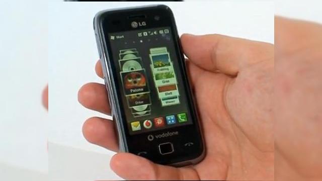 <b>LG GM750, analizat intr-o recenzie video; disponibil prin Vodafone</b>In caz ca acest nume va suna cunoscut, aflati ca smartphone-ul LG GM750 este primul telefon Windows Mobile 6.5 de pe piata din Romania, disponibil prin intermediul operatorului Vodafone. Daca doriti sa aflati detalii despre performantele sale, va trebui...