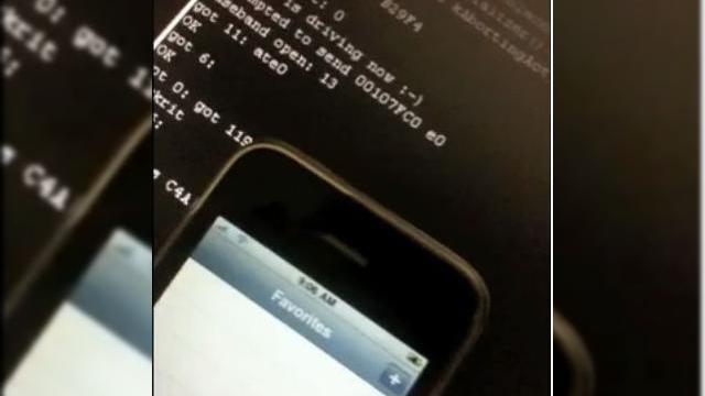 <b>iPhone, deblocat in curand cu Blacksn0w, disponibil din 4 noiembrie</b>Cu o saptamana in urma, geohot a lansat un update pentru softul sau de jailbreak pentru iPhone, numit Blackra1n RC2, care nu ofera inca suport pentru o deblocare completa baseband. Ei bine, iata ca acum solutia completa de deblocare este gata si va fi...