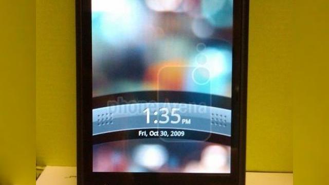 <b>HTC Droid Eris isi face aparitia in noi imagini</b>Daca sunteti in cautarea unui nou terminal Android cu interfata Sense, Droid Eris este raspunsul, modelul fiind al doilea din seria creata (printre altii) de Verizon si Google. Daca Motorola Droid nu v-a furat deja privirile, admirati-l si pe acest...