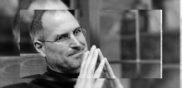 <b>Steve Jobs declarat CEO-ul deceniului; iPhone declarat cel mai prost telefon!</b>Contrast puternic in titlu, care a si intrigat deja comunitatea fanilor iPhone, deci din capul locului trebuie sa linistesc spiritele si sa va invit sa cititi articolul (dealtfel foarte argumentat), de pe CNET UK, scris de Flora Graham! &nbsp; &nbsp;...