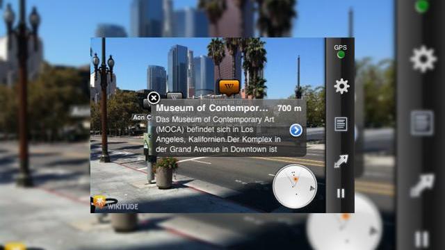 <b>Realitatea amplificata, de la SF la prezent</b>Realitatea amplificata sau augmentata nu mai reprezinta un concept din filmele SF, ci un serviciu disponibil pe telefonul mobil, emuland informatii in timp real pe imaginea surprinsa de camera foto a handsetului nostru. &nbsp; &nbsp; Doar printr-o rotire...