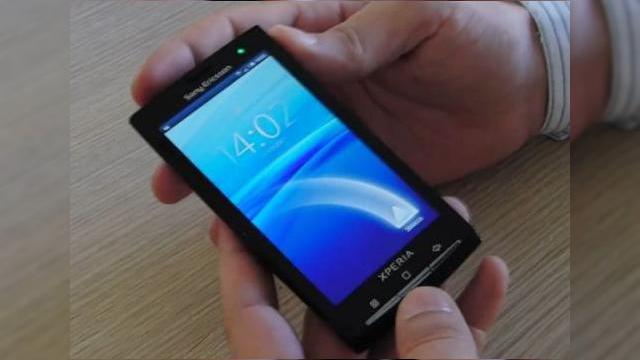 <b>XPERIA X10, acum intr-o experienta hands on (Video)</b>Dupa ce XPERIA X10, al celor de la Sony Ericsson, a trecut pe rand prin stadiul de zvon, imagine scapata, confirmare neoficiala si terminal anuntat oficial, iata ca handsetul a fost analizat de catre italienii de la HDBlog, care il prezinta in actiune in...