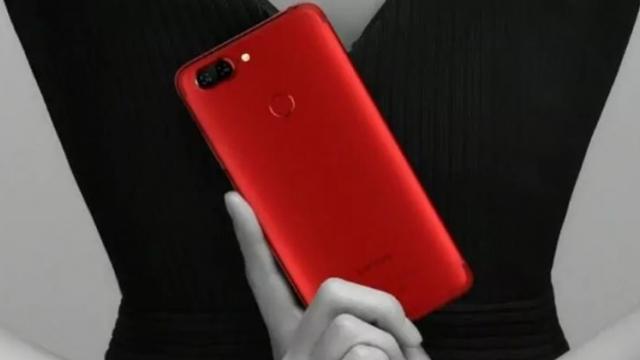 <b>Lenovo S5 primeşte teasere care fac aluzie la un rival Xiaomi şi o lansare pe 20 martie</b>În mod ciudat cei de la Lenovo nu au venit cu noi smartphone-uri Motorola în cadrul târgului de tehnologie Mobile World Congress 2018 din Barcelona și pentru moment nu se știe cât de curând vom avea parte de un asemenea debut, dar