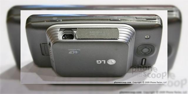 <b>LG eXpo, functii avansate de securitate, proiector portabil (Video)</b>LG eXpo a fost recent anuntat oficial de catre producatorul sau, cel putin pentru piata din SUA, unde reprezinta o premiera, datorita procesorului sau de 1 GHz. Iata si un clip hands on cu telefonul, care prezinta functia sa autentificare si securitate,...