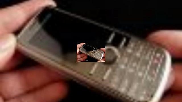 <b>Allview S2 Guld, intr-o recenzie Mobilissimo.ro (Video)</b>In ultimele clipe ale anului 2009 am realizat recenzia noului terminal Allview S2 Guld, creatie a aceleiasi companii care a dat modelele T1-Vision si S1 Tytan, cu care ne-am jucat anul trecut. Guld este cel mai aratos telefon Allview, dupa cum puteti...