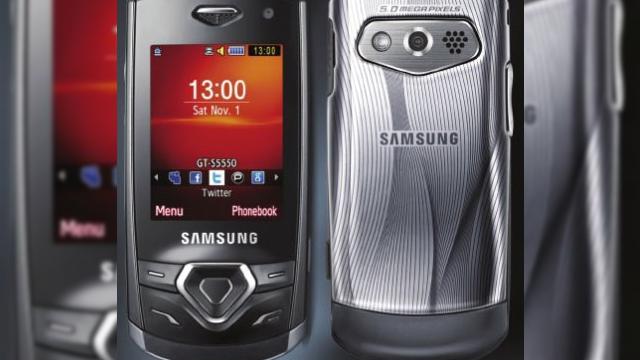 <b>Samsung S5550 scapa pe web, slider cu functii de social networking</b>Retailerii online care scapa produse pe web inainte de lansarea lor oficiala nu reprezinta un fenomen nou, dar pentru un telefon Samsung, acest lucru este o mini-premiera, cel putin in 2010. Este vorba despre modelul Samsung S5550, pe care il puteti...