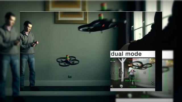 <b>Parrot AR.Drone, mini elicopterul controlat de iPhone; suporta realitate amplificata</b>Daca sunteti fanii noii tehnologii "realitate amplificata" (augmented reality) si ati vazut cateva aplicatii de acest gen pe iPhone si terminale Android, aflati ca ele s-au insinuat acum si in lumea gamingului. Astfel, folosind noul mini elicopter Parrot...
