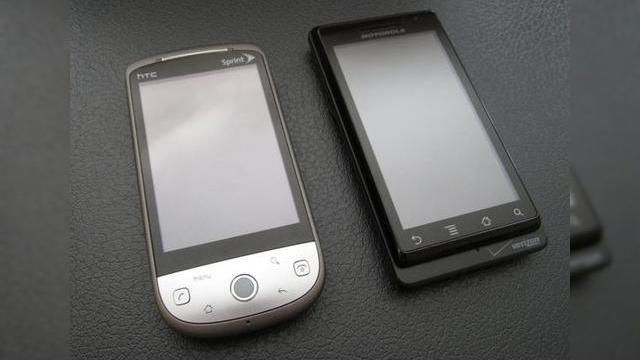 <b>Motorola va detrona HTC, la capitolul telefoane Android vandute in 2010</b>Un studiu al celor de la Digitimes Research a dezvaluit o concluzie surprinzatoare: Motorola ar putea vinde mai multe telefoane Android in 2010 decat HTC. Aparent, producatorul american de telefoane va vinde 34.7% din totalul de telefoane din acest...