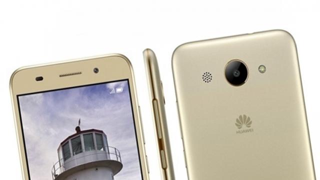 <b>Huawei Y3 (2018) și Y5 Prime (2018) apar în randări marca Evan Blass</b>Din partea lui Evan Blass sosesc astăzi randări pentru smartphone-urile încă neanunțate numite Y3 (2018) și Y5 Prime (2018), telefoane din zona entry-level. Ambele vin în carcase din policarbonat și din punct de vedere hardware beneficiem