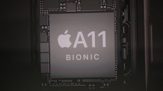 <b>TSMC va avea venituri mai slabe în 2018 din cauza lui iPhone X şi vânzărilor sub aşteptări</b>Potrivit unor noi predicții, se pare că anul 2018 nu va fi tocmai reușit pentru TSMC, producător de chipset-uri ce pune această scădere a veniturilor pe seama lui iPhone X. Vânzările slabe înregistrate de către terminalul aniversar Apple