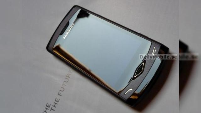 <b>Samsung S8500 Wave, primul telefon Bada OS, scapat pe web</b>Cu doar o zi inainte de debutul lui MWC 2010, iata ca am descoperit primele imagini autentice si clare cu primul telefon ce ruleaza Bada OS, platforma celor de la Samsung. Este vorba de modelul Samsung S8500 Wave, pe care il puteti admira mai jos:...
