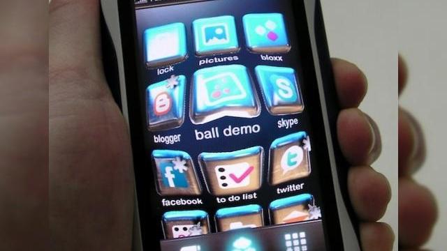 <b>Synaptics Fuse, telefonul concept bazat pe noi metode de interactiune (Video)</b>Unul dintre cele mai interesante concepte prezentate la MWC 2010 a fost Synaptics Fuse. Acest handset a mai fost prezentat si la CES 2010, dar acum el este mai aproape de finalizare ca oricand. Ceea ce vedeti mai jos este prototipul lui Fuse: &nbsp;...