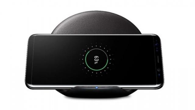 <b>Google I/O 2018: Android foloseşte AI-ul pentru a obţine o autonomie sporită a telefoanelor</b>Un lucru mai deosebit prezentat de către Google în cadrul conferinței dezvoltatorilor I/O 2018 ce este în plină desfășurare în acest moment este și utilizarea AI-ului pentru obținerea unei autonomii superioare. Descoperim că inteligența artificială