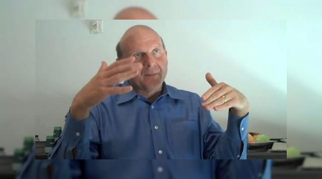 <b>Steve Ballmer sustine solutiile cloud, adio medii de stocare?</b>In vreme ce Google promoveaza intensiv solutiile cloud si Apple pare a proceda la fel, Microsoft se apropie de abia acum de aceasta tehnologie, sustinuta de catre CEO-ul sau, Steve Ballmer. Oficialul companiei din Redmond a tinut un discurs la...