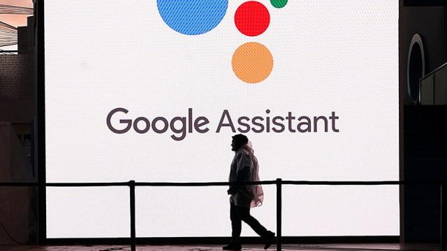 <b>Google Assistant va primi o actualizare ce include "Customized Routines" programabile de către utilizator în curând</b>Google a lansat conceptul de Routines cu câteva luni în urmă, dar l-a perfecţionat de abia la Google I/O 2018 în această lună, când a oferit opţiuni şi mai personalizabile prin Google Assistant. Routines înseamnă să spui câteva cuvinte cheie şi să..