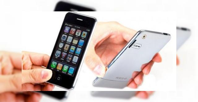 <b>iPhone Air, un fals chinezesc foarte slim</b>Daca v-ati saturat de concepte iPhone 4G, putem oricand sa aruncam o privire asupra unor terminale false, care pretind a fi iPhone-uri de noua generatie. Printre ele se numara si acest model produs in China, cunoscut sub numele de iPhone Air. &nbsp;...