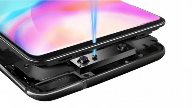 <b>Vivo anunţă un sistem de scanare facială 3D de 10 ori mai precis decât cel Apple</b>În această săptămână cei de la Vivo au anunțat lansarea unui sistem de scanare facială 3D deosebit, unul care ar fi de 10 ori mai precis decât soluția Face ID a celor de la Apple. Se oferă în cazul de față de 10 ori mai multe puncte de scanare