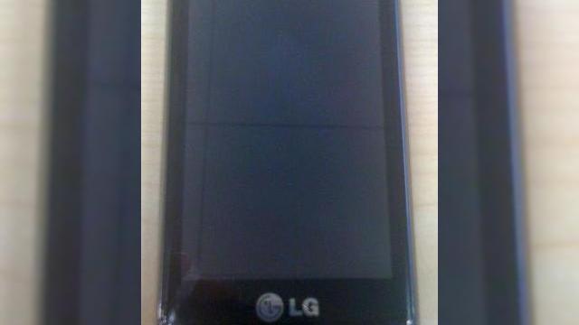<b>LG Panther, unul dintre telefoanele Windows Phone 7, acum disponibil pentru developeri</b>LG Panther (GW910) este unul dintre primele handseturi Windows Phone 7 si tocmai am aflat ca el a inceput sa fie livrat developerilor care vor lucra cu el. Cei de la Innovative Singapore au primit 2 astfel de terminale prototip, pe care le vor folosi sa...