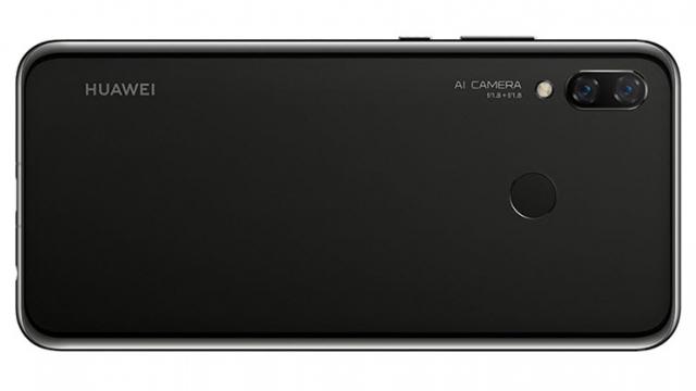 <b>Huawei Nova 3i va veni cu procesor Kirin 710; Iată specificaţiile scăpate pe web</b>Spre uimirea tuturor, smartphone-ul Huawei Nova 3 nu a sosit cu procesor Kirin 710 precum s-a speculat multă vreme în online, ci cu soluția flagship Kirin 970. Acum aflăm că de fapt acest cipset ar fi rezervat variantei Nova 3i care ar urma