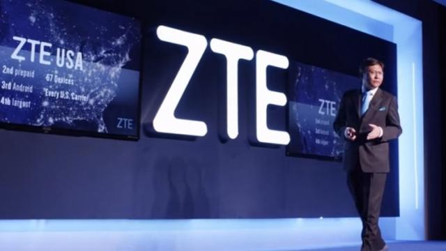 <b>ZTE ajunge la o înţelegere cu SUA legată de interdicţia activităţii sale</b>După o lungă perioadă de negocieri iată că ZTE a ajuns să accepte într-un final regulile și sancțiunile impuse de SUA cu scopul de a-și putea continua activitatea în State și de a fi capabilă să achiziționeze tehnologie americană. Suntem informați