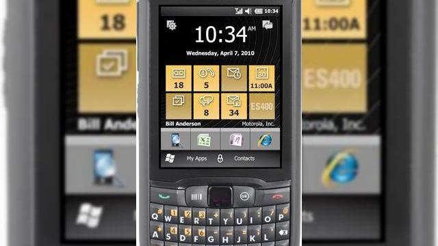 <b>Microsoft lanseaza Windows Embedded Handheld, un mediu corporate pentru nostalgicii Windows Mobil</b>Daca ati crezut ca Windows Mobile va inceta sa existe odata cu lansarea lui Windows Phone 7, ei bine v-ati inselat. Microsoft nu numai ca intentioneaza sa pastreze WM in viata, ba chiar il updateaza, intr-o varianta special creata pentru mediul corporate:...