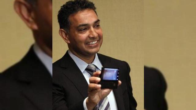 <b>Motorola va finanta divizia sa de telefonie mobila, dupa separarea de compania-mama</b>In cazul in care nu stiati, problemele financiare din ultimii ani ale celor de la Motorola se vor concretiza intr-o separare a segmentelor companiei. Desi ea ar fi trebuit sa aiba loc mai devreme, criza a plasat aceasta mutare in primul trimestru al...