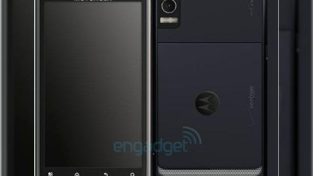 <b>Motorola Droid 2 isi face aparitia in noi imagini pe web</b>Dupa ce l-am vazut pe Motorola Droid X fiind analizat de mai toate site-urile de specialitate si laudat pentru calitatile sale, iata ca un alt handset din seria Droid isi face aparitia, de aceasta data prin intermediul a 2 imagini scapate pe web. Iata-l...