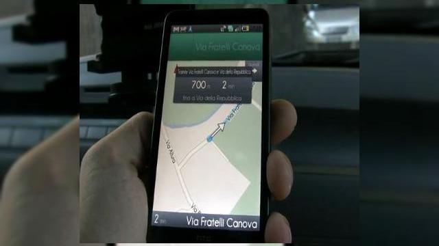 <b>HTC HD2 ruleaza acum Android 2.2 Froyo fara probleme (Video)</b>Am mai vazut OS-ul Android ruland pe un smartphone HTC HD2 pana acum, dar niciodata Froyo nu a aratat atat de bine pe un terminal care la baza este axat pe Windows Mobile. Iata cum arata Android 2.2 pe HTC HD2: &nbsp; Portarea apartine evident celor de la...